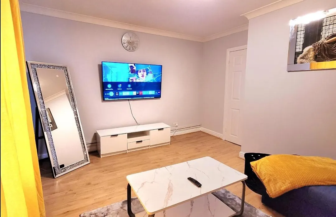 Charming Apt Near Manchester City Centre By Etihad Coop Arena-1