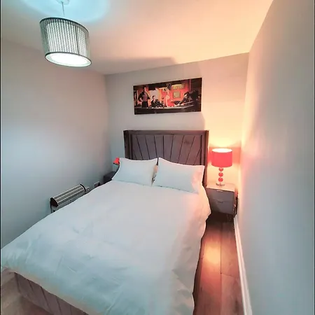 Charming Apt Near Manchester City Centre By Etihad Coop Arena-3