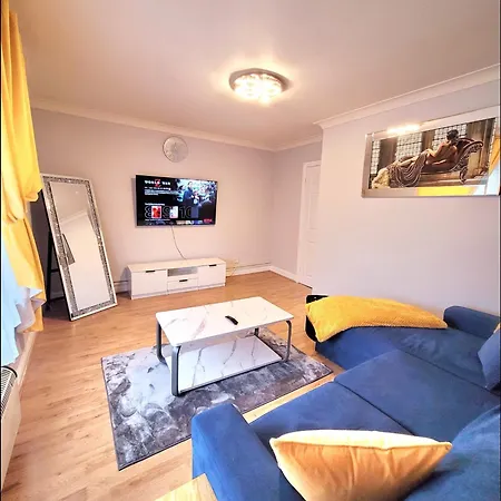 Charming Apt Near Manchester City Centre By Etihad Coop Arena-2